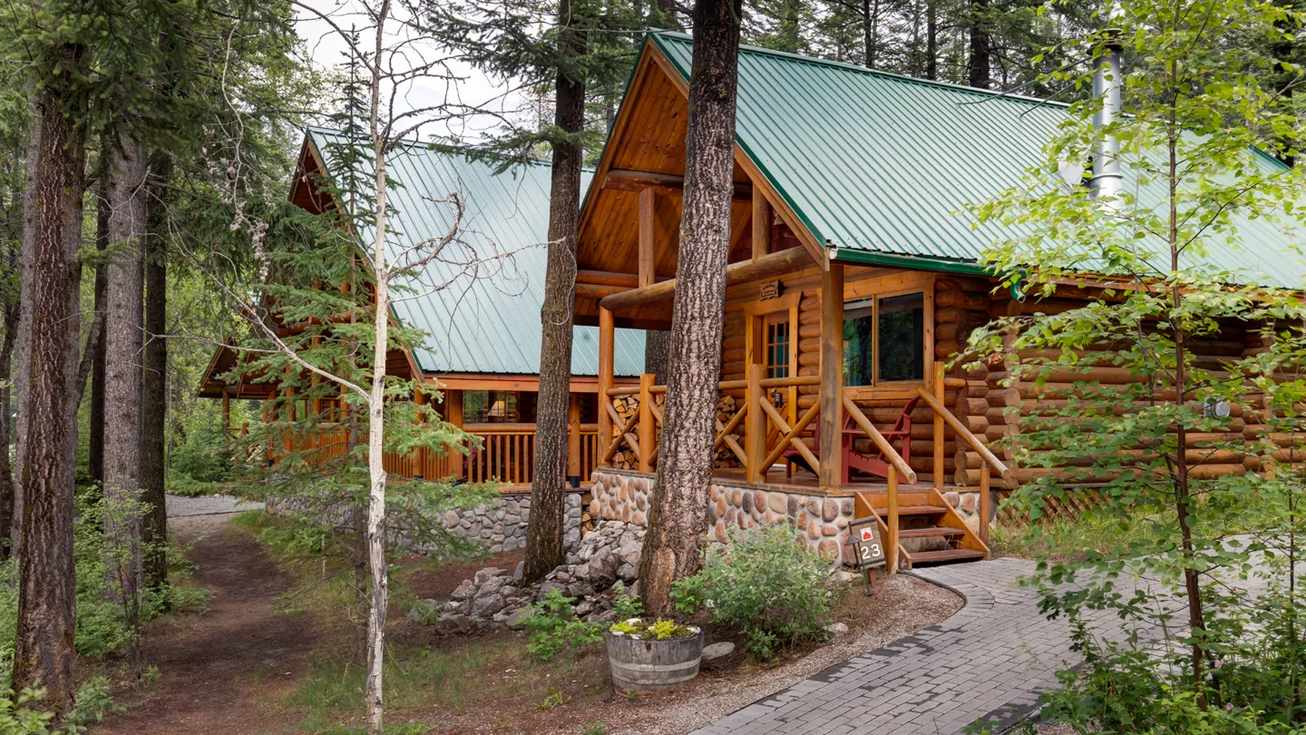 Cathedral Mountain Lodge