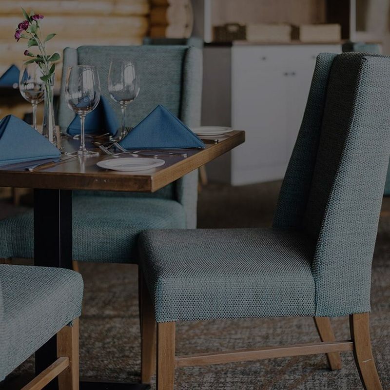 Overlander Mountain Lodge