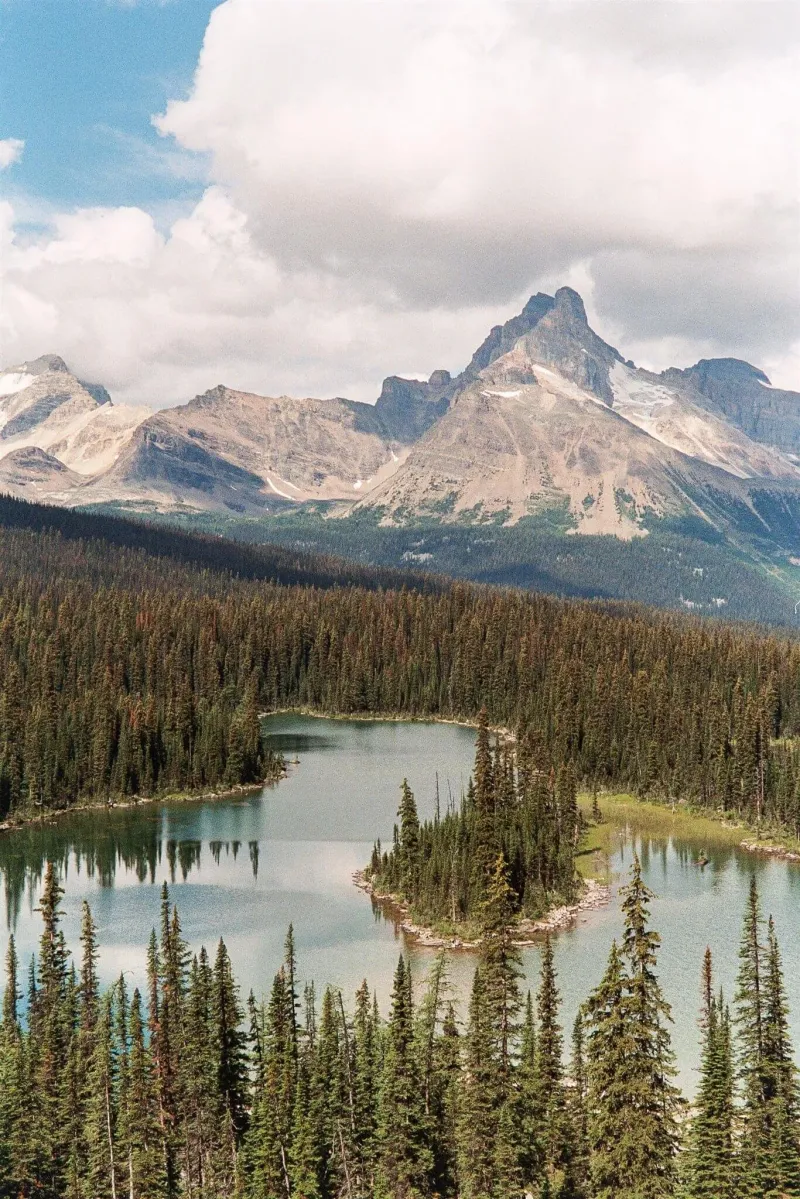 Turquoise Lake O'Hara with mountain backdrop